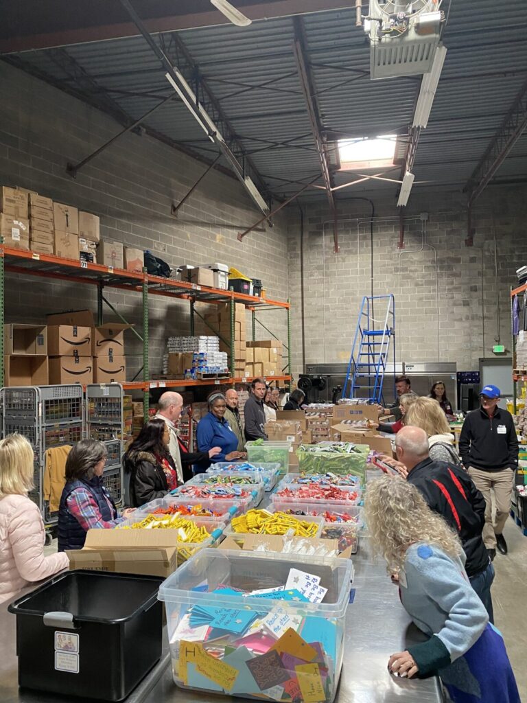 Eastern Savings Bank Volunteers prepare kits at Baltimore Hunger Project February 2023