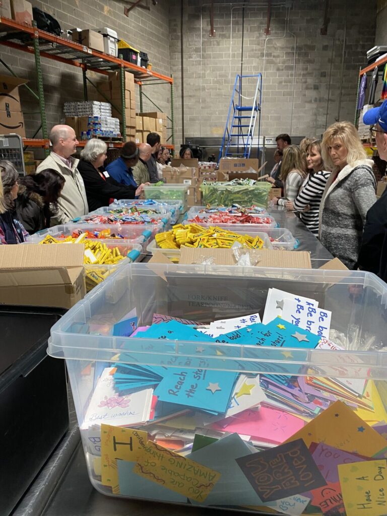 Eastern Savings Bank Volunteers prepare kits at Baltimore Hunger Project February 2023